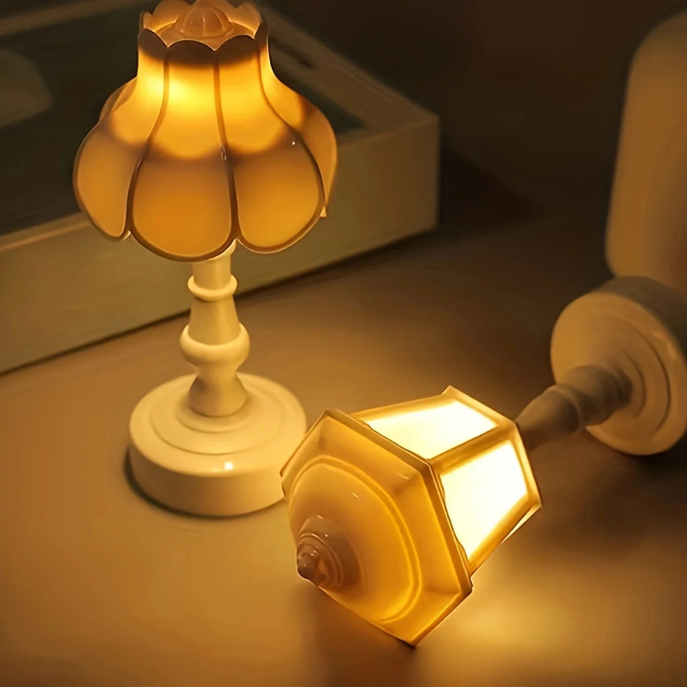 Battery LED Night Lamp - Geometric Design for Bedroom Decor